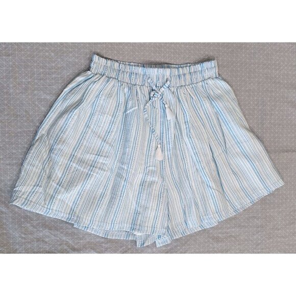 NWOT BCBGeneration Striped Shorts/Size Small - Picture 2 of 7
